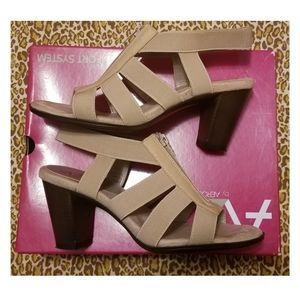 Aerosoles Comfort Beige Heel